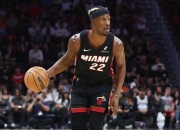 米兰体育官网-负面消息传出，球队困境待解