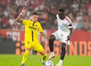 米兰体育官方网站-塞维利亚客场实现逆袭，夺得关键胜利