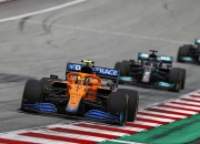 ac米兰体育官网-迈凯伦鏖战威廉姆斯，佩雷兹惊艳四座的简单介绍