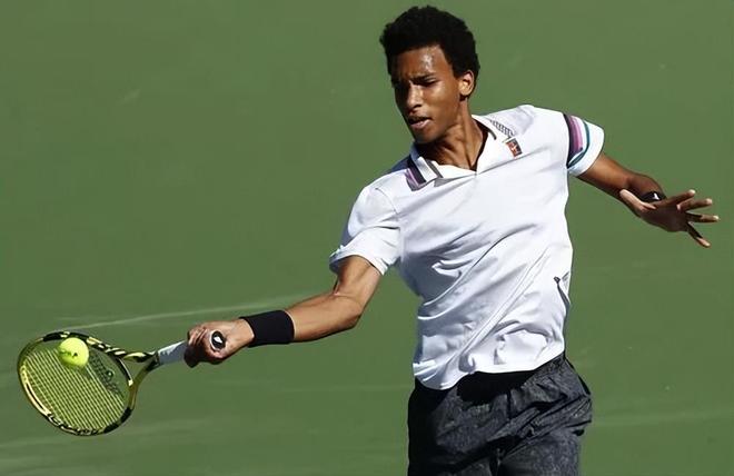 斯洛伐克逆转胜威尔士,携手晋级欧预赛八强 斯洛伐克逆转胜威尔士,携手晋级欧预赛八强