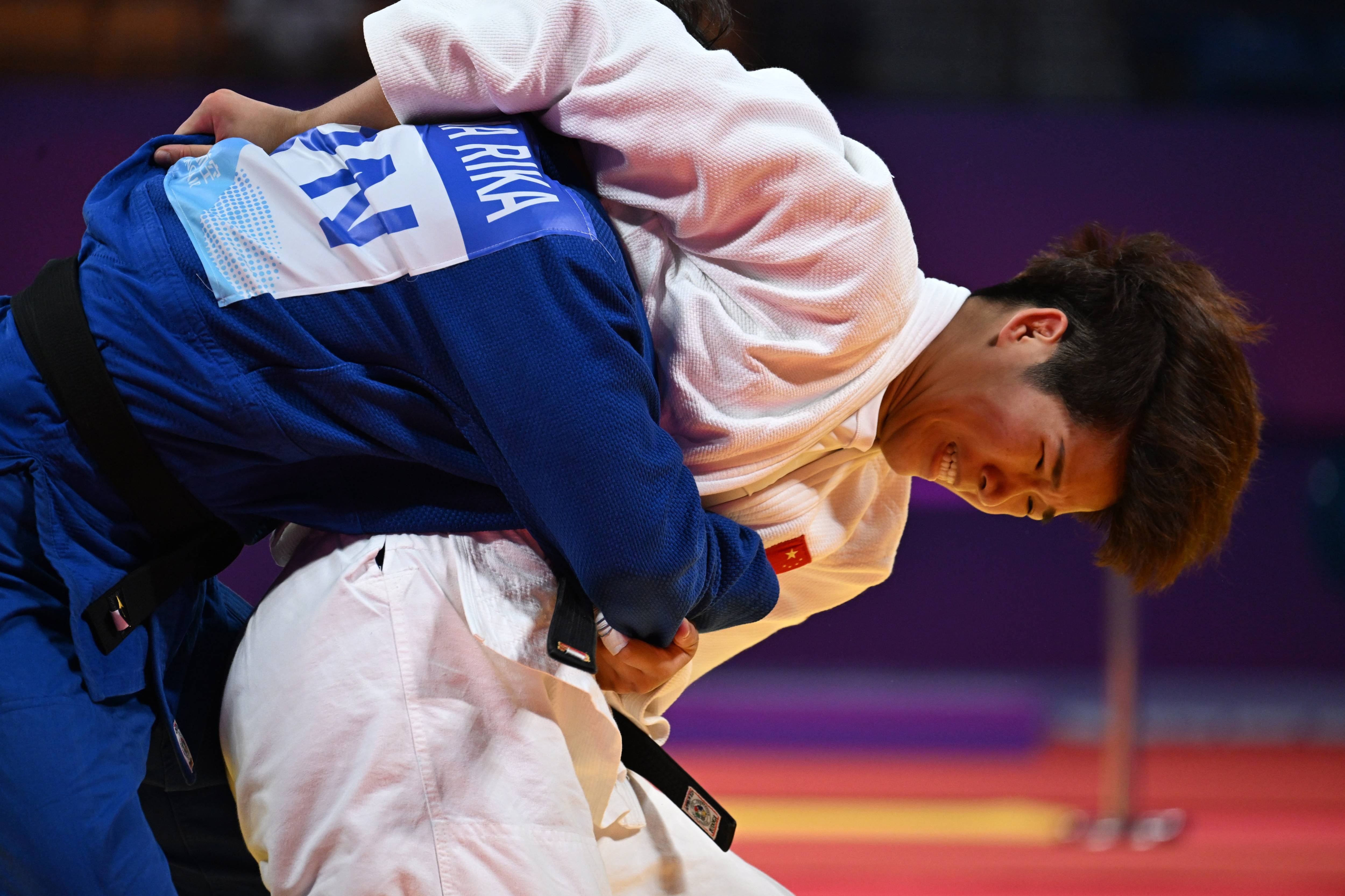 韩国柔道选手技艺精湛，一举卫冕
