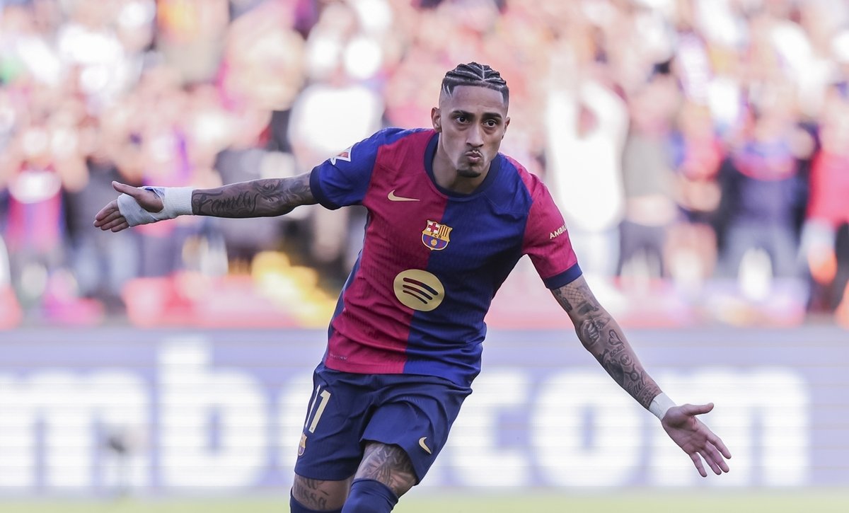 西班牙杯赛巴萨巴黎相遇，绝地反击期待再现