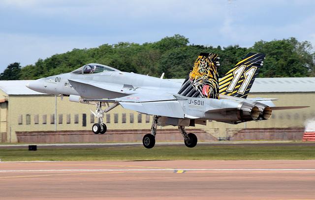 德国队声援荷兰，共同迎接挑战