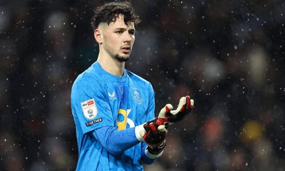 曼城年轻球员崭露头角,锋线多点威胁 曼城年轻球员崭露头角,锋线多点威胁