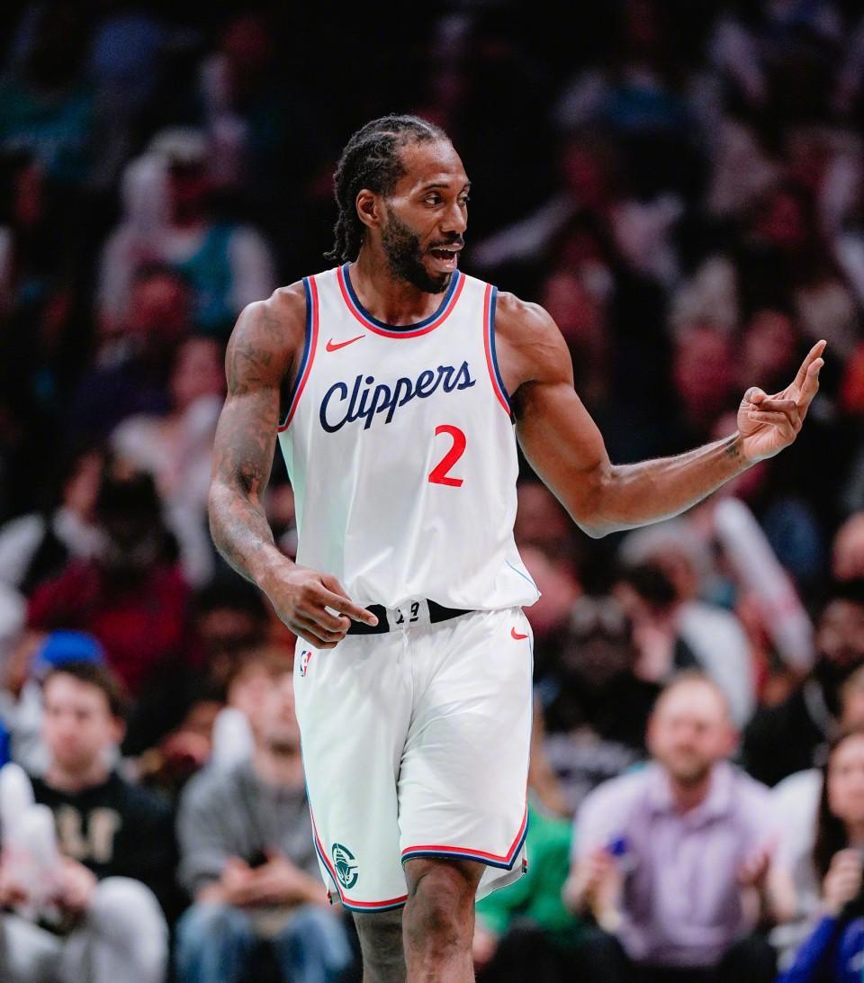 包含快船队防守端表现出众,扭转不利局面的词条 包含快船队防守端表现出众,扭转不利局面的词条