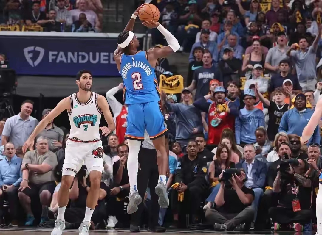 公牛逆转灰熊，拉文破门的简单介绍