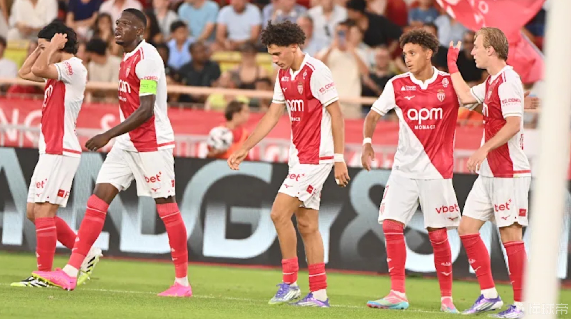 尼斯主场遭遇摩纳哥逼平，法甲联赛榜首之战无胜