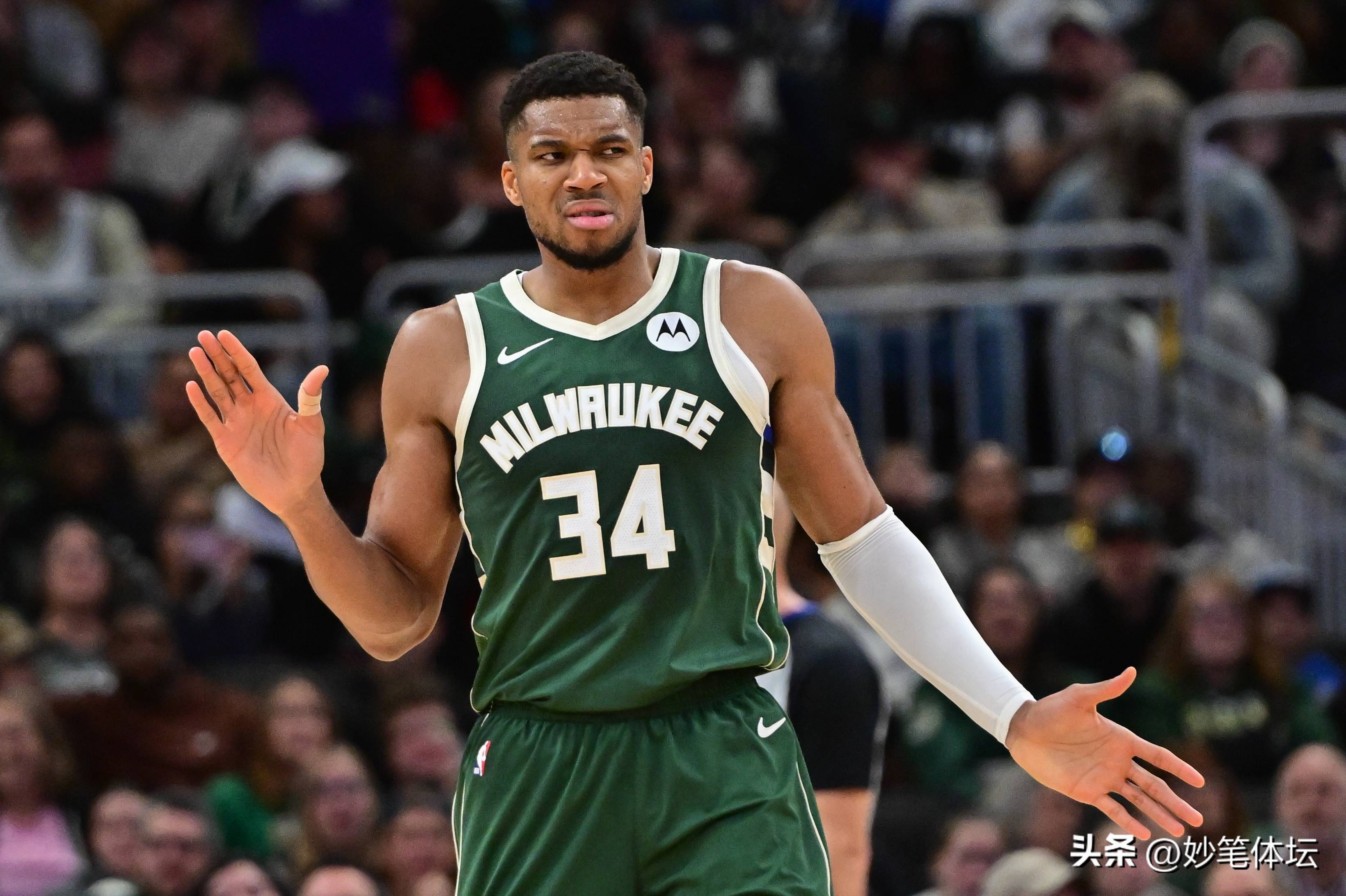 太阳客场力克雄鹿，布克贡献全面数据