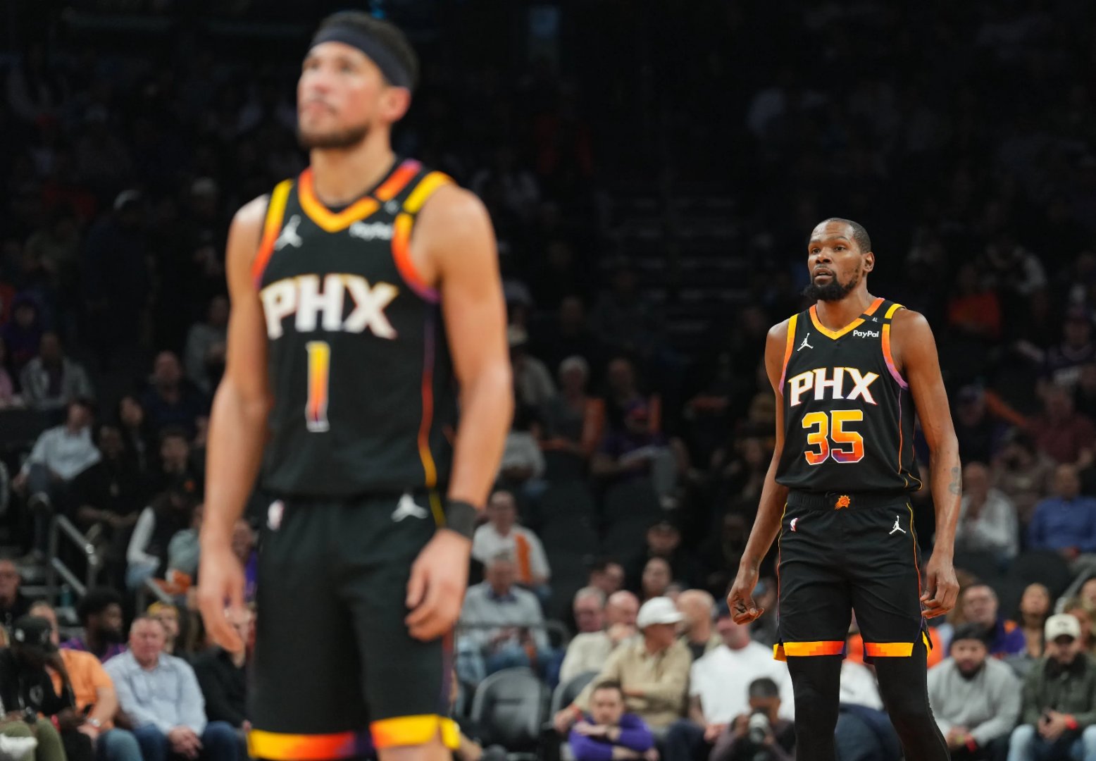 太阳客场力克雄鹿，布克贡献全面数据