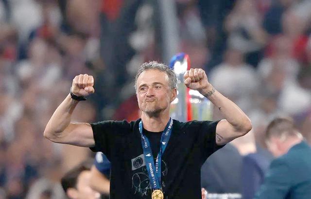 巴黎圣日耳曼击败皇家马德里进决赛