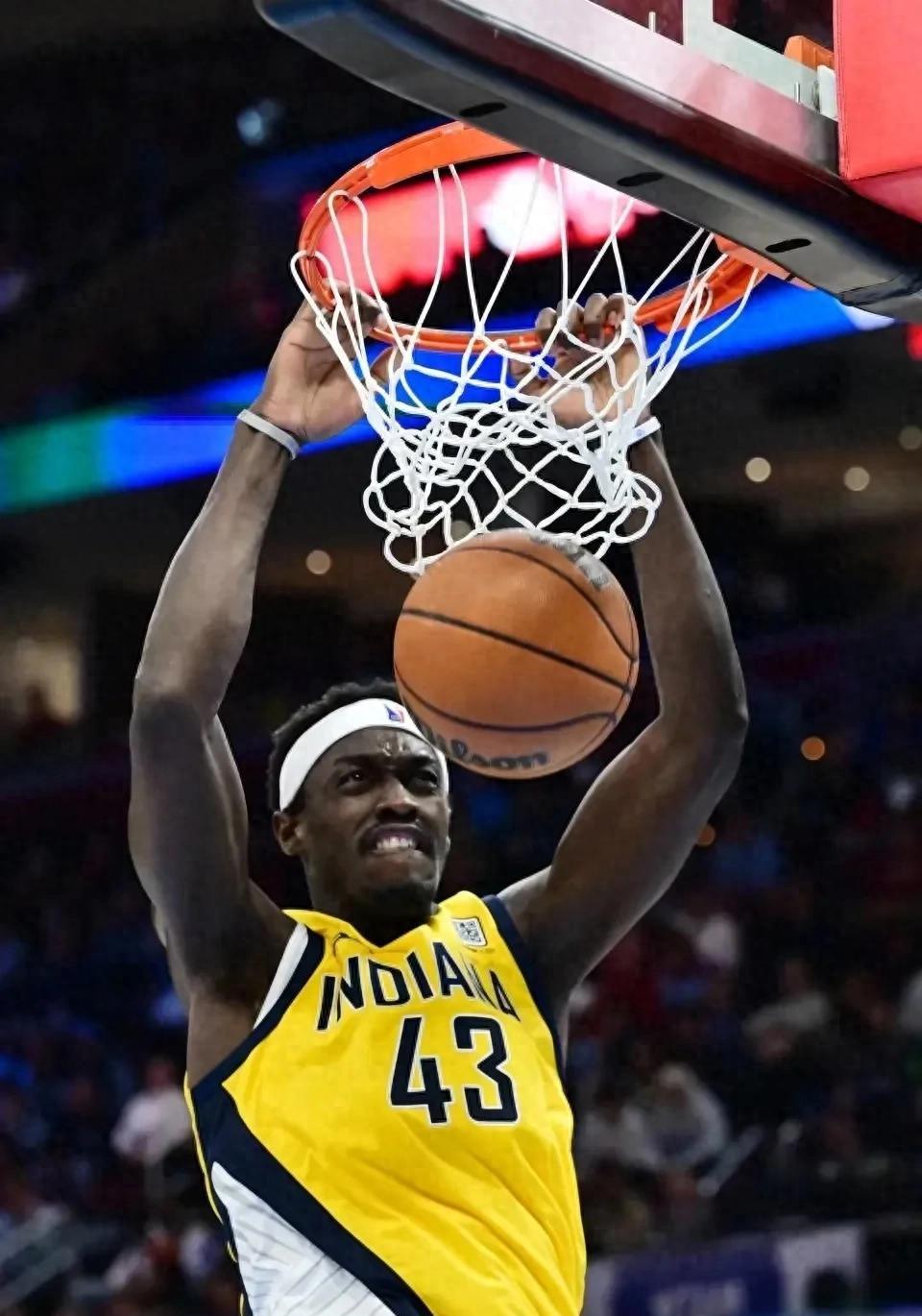 曼顿砍40+12,爵士主场大胜尼克斯 曼顿砍40+12,爵士主场大胜尼克斯