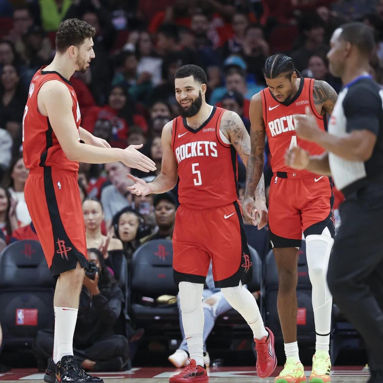 灰熊横扫火箭，继续保持领先