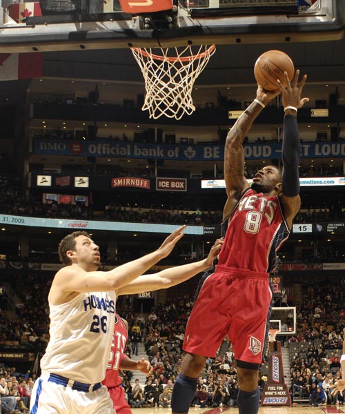 猛龙惨败篮网,遭遇两连败 猛龙惨败篮网,遭遇两连败